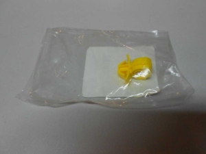 Zacisk pręta podpory maski Opel