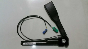 Napinacz pasa bezpieczeństwa Opel Corsa D