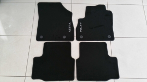 Oryginalne dywaniki welurowe Opel Astra K