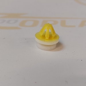 Spinka wykończeniowa tapicerki drzwi Vivaro B