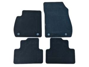 Oryginalne dywaniki tekstylne Opel Zafira C